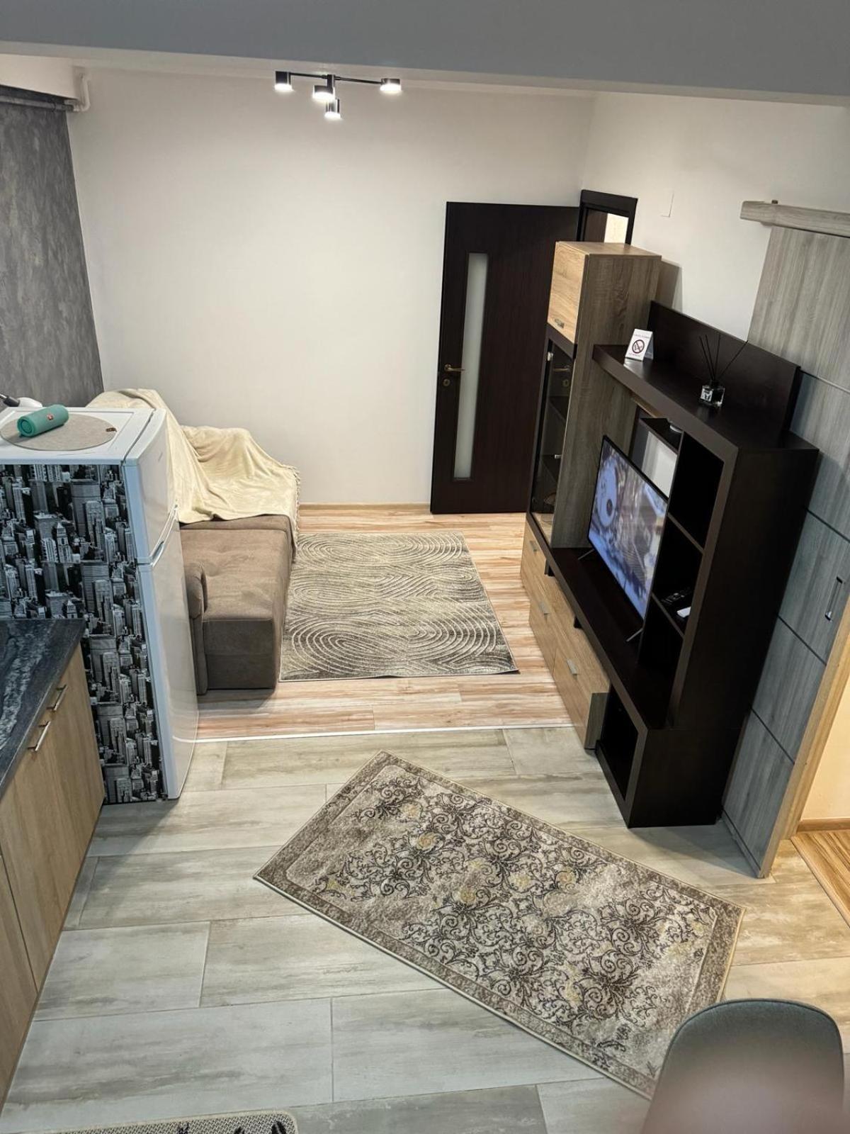 ياش Luxury Young Residence المظهر الخارجي الصورة